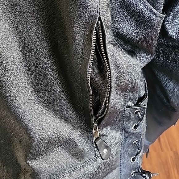 Dream Apparel Men's Leather Racer/ Biker Jacket - Picture 4 of 15